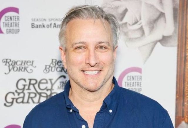 Bronson Pinchot est-il gay ou marié à une femme? Où est-il maintenant?