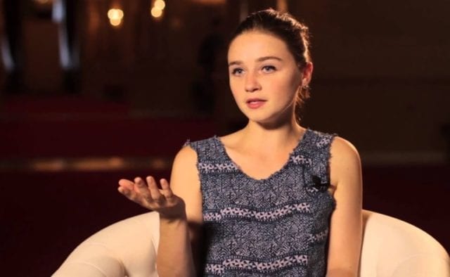 Jessica Barden - Bio, Größe, Verheiratet, Ehemann, Vermögen, Schauspielkarriere