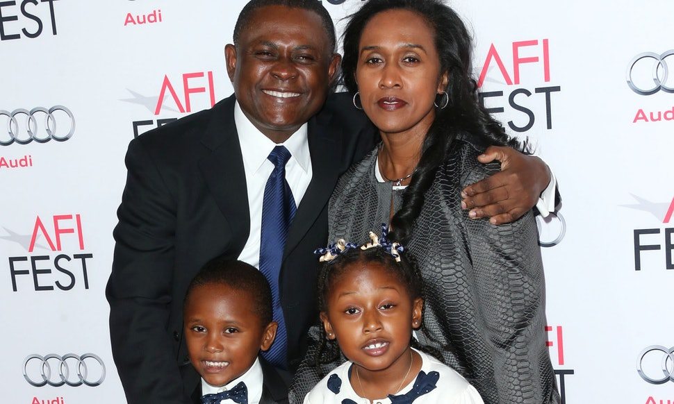 Dr. Bennet Omalu Ehefrau, Familie