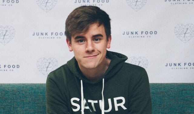 Kas yra Connor Franta, ar jis gėjus? Kas yra jo draugas? Jo ūgis ir jo vertė