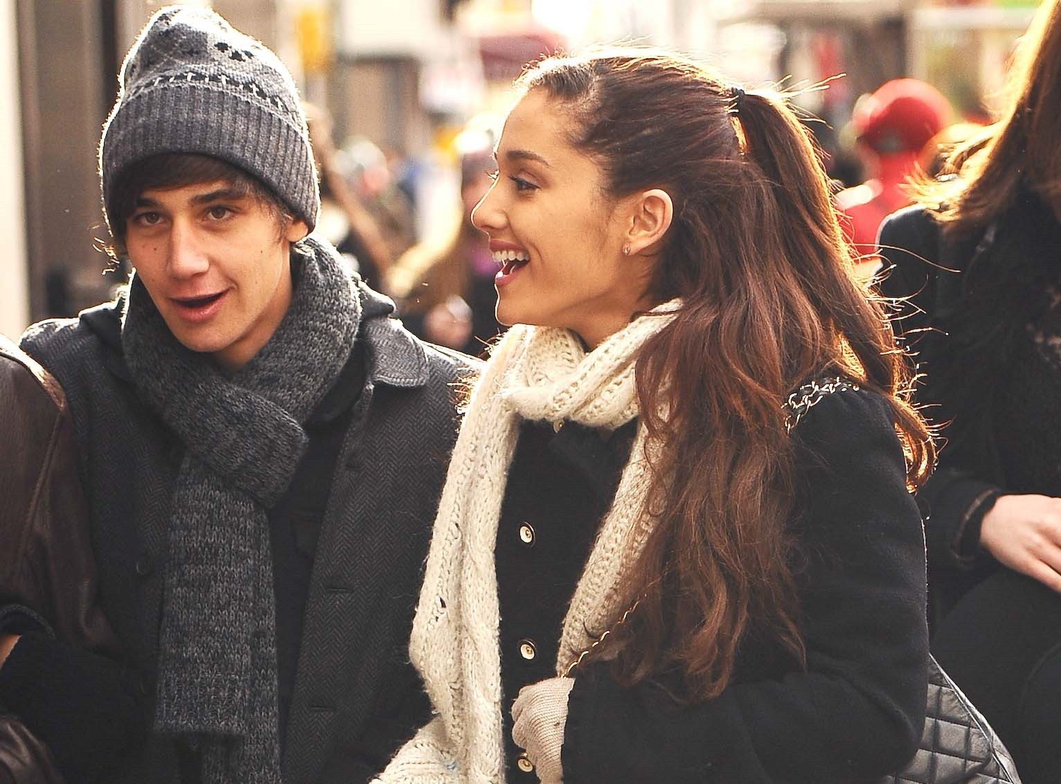 Jai Brooks a Ariana Grande a asi v meste v New Yorku