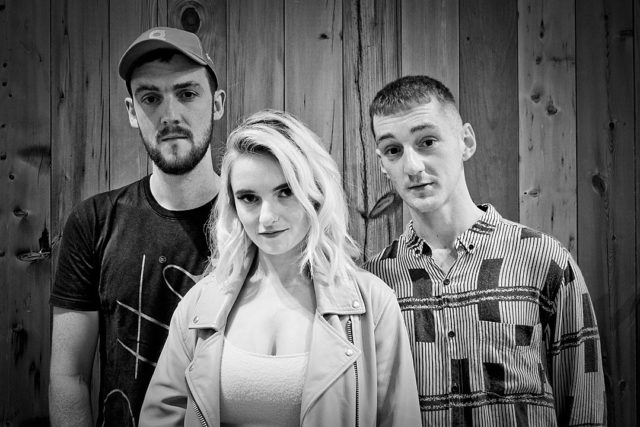 Członkowie Clean Bandit, Bio, Net Worth, Prawdziwe nazwiska, Szybkie fakty