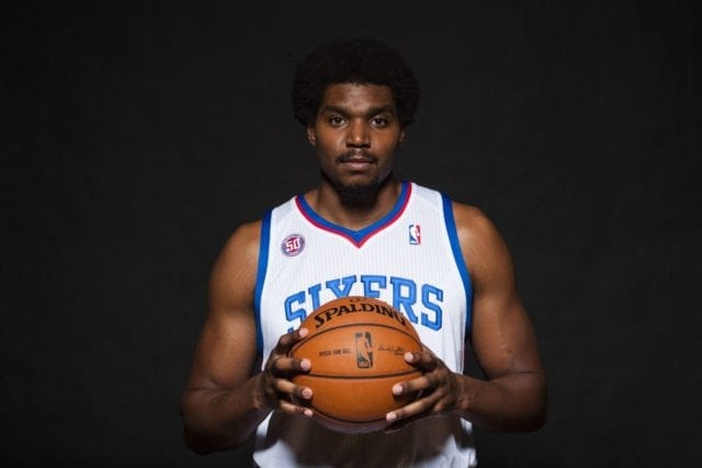 Andrew Bynum - Bio, que lui est-il arrivé, où est-il maintenant?