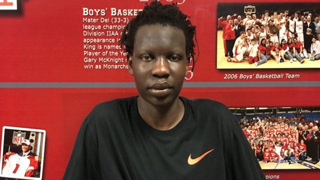 Bol Bol - Bio, Far - Manute Bol, Højde, nuværende hold og andre fakta