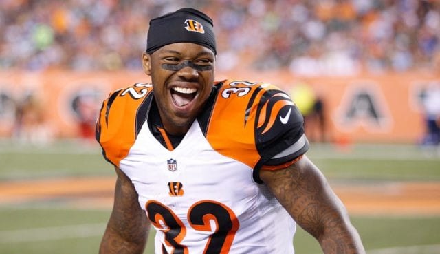 Kdo je Jeremy Hill? Výška, hmotnost a další fakta o přehrávači NFL